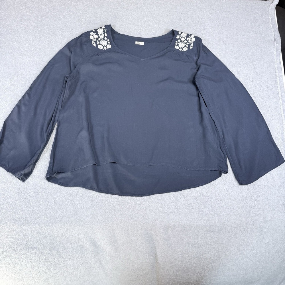 Hollister Women's Navy Blue Floral Embroidered Long Sleeve Blouse Size M Boho